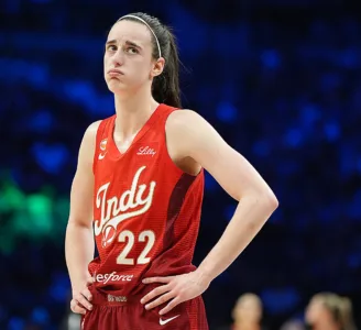 Clark takes blame for Fever's OT loss to Aces